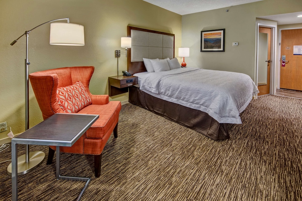 Hampton Inn by Hilton Concord Kannapolis - photo 17
