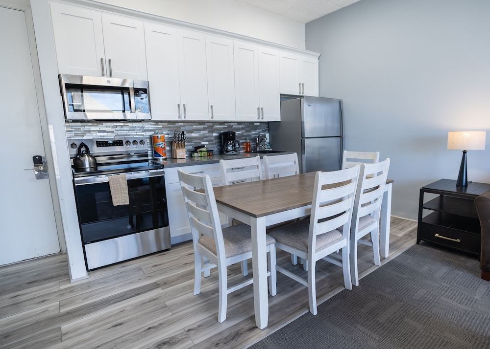 Waikiki Banyan Condo Located One Block From Waikiki Beach by Koko Resort Vacation Rentals - photo 65
