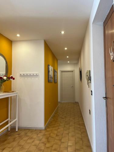 Casa Vacanze Fior di Mondo — 4-Star Luxury Hotel in Domusnovas, Italy