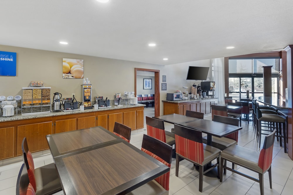 Comfort Inn & Suites Rocklin Roseville - photo 20