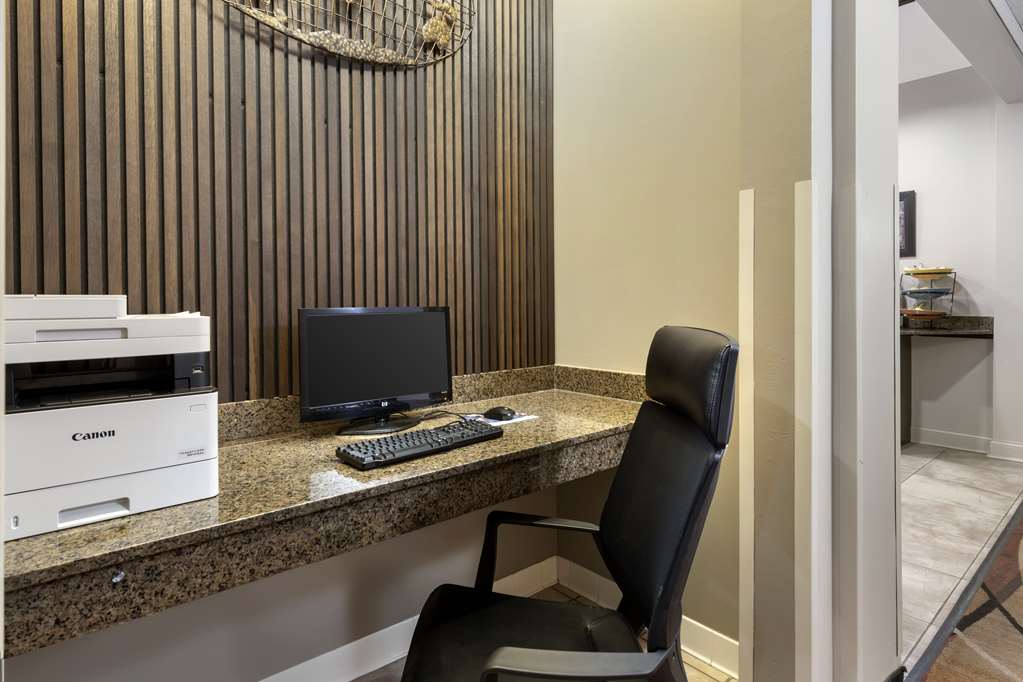 Best Western Plus Albert Lea I 90 I 35 Hotel - photo 27