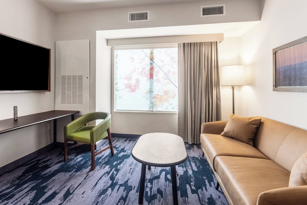 Fairfield Inn & Suites by Marriott Dallas DFW Airport North Coppell Grapevine - photo 12