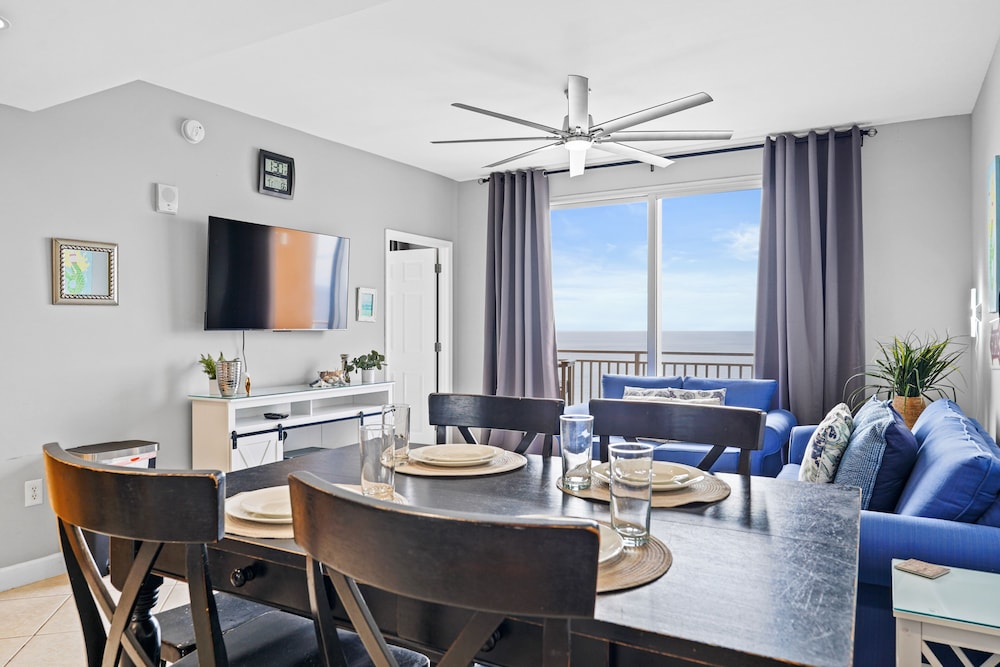 Splash Beach Resort by Book That Condo - photo 36