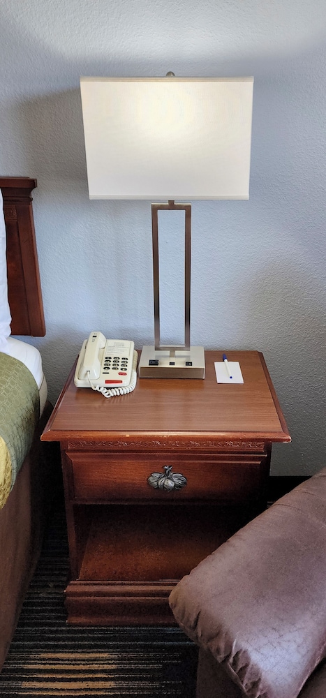All Towne Suites - photo 34