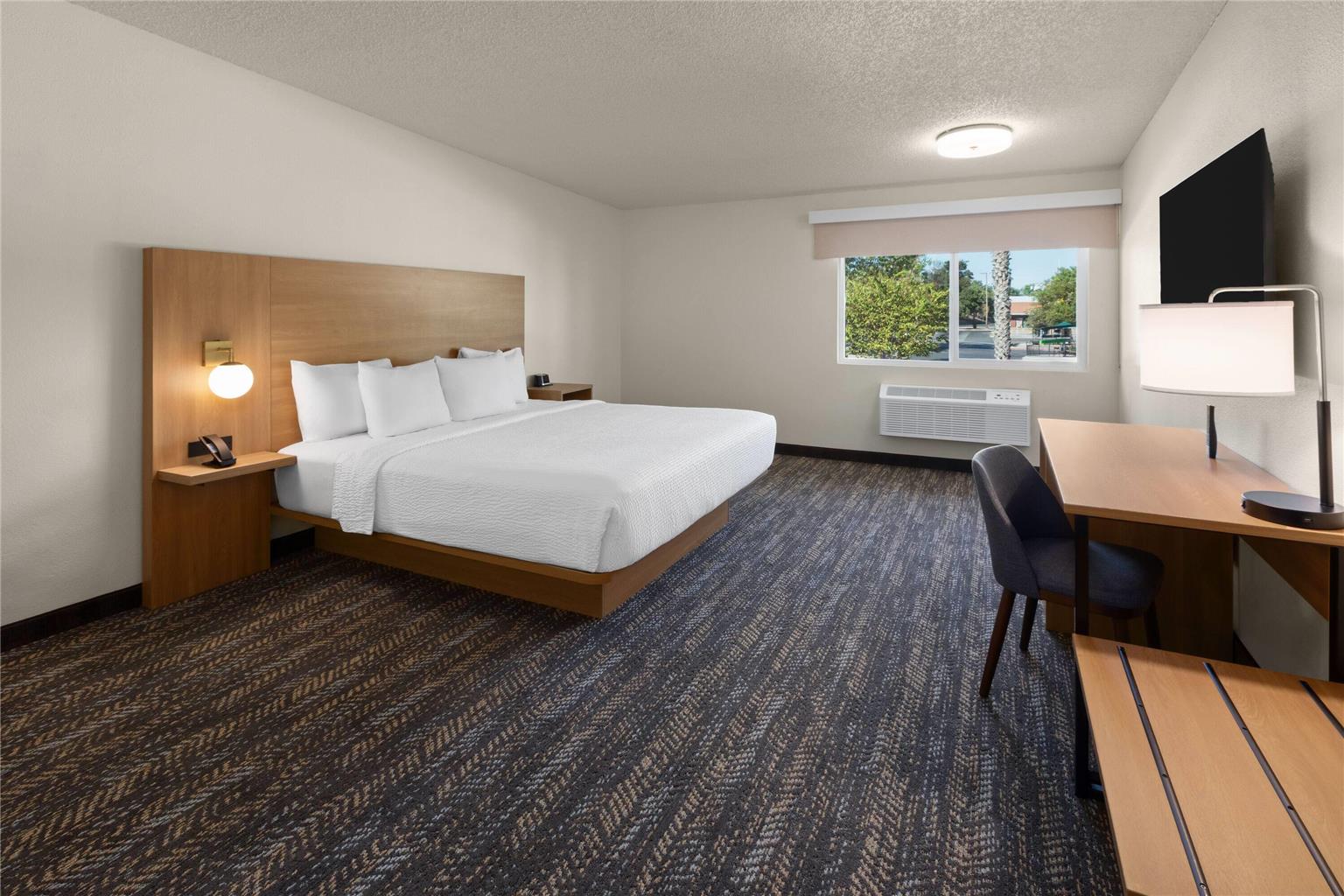 Ramada by Wyndham Merced - photo 16
