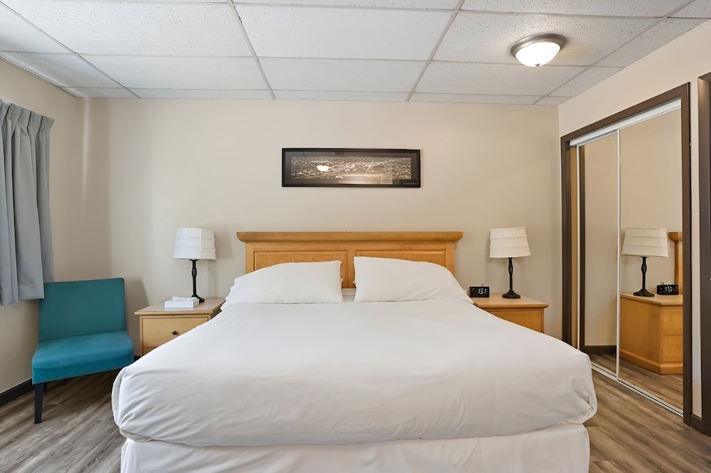 Boulder Twin Lakes Inn - photo 9