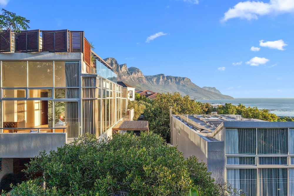 The Grange 11 - last minute hotel in Cape Town