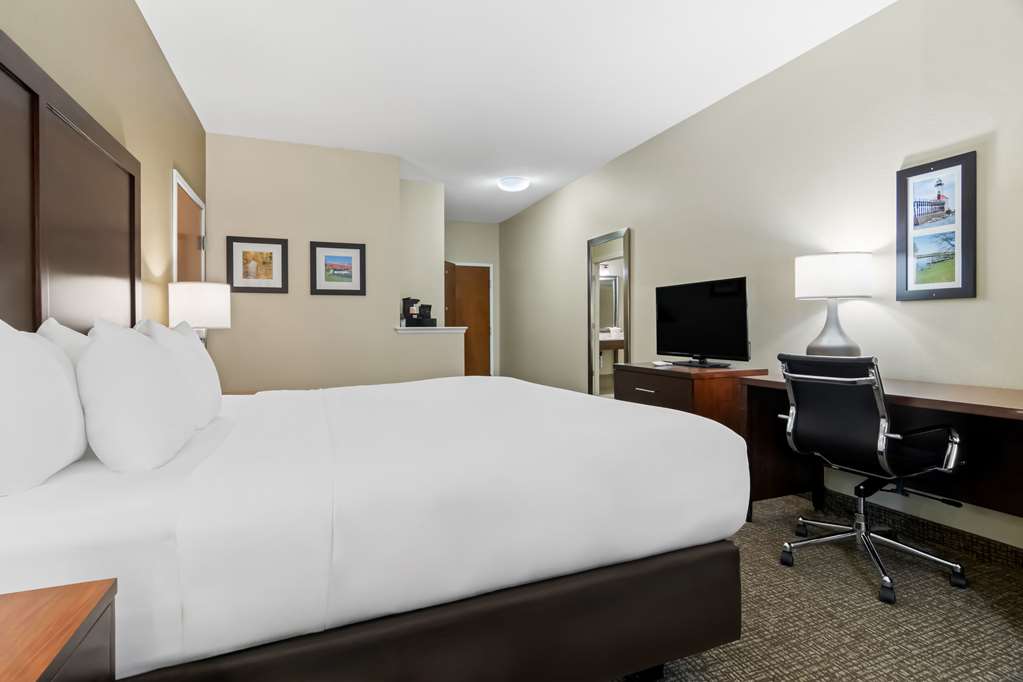 Comfort Inn Hebron Lowell Area - photo 11