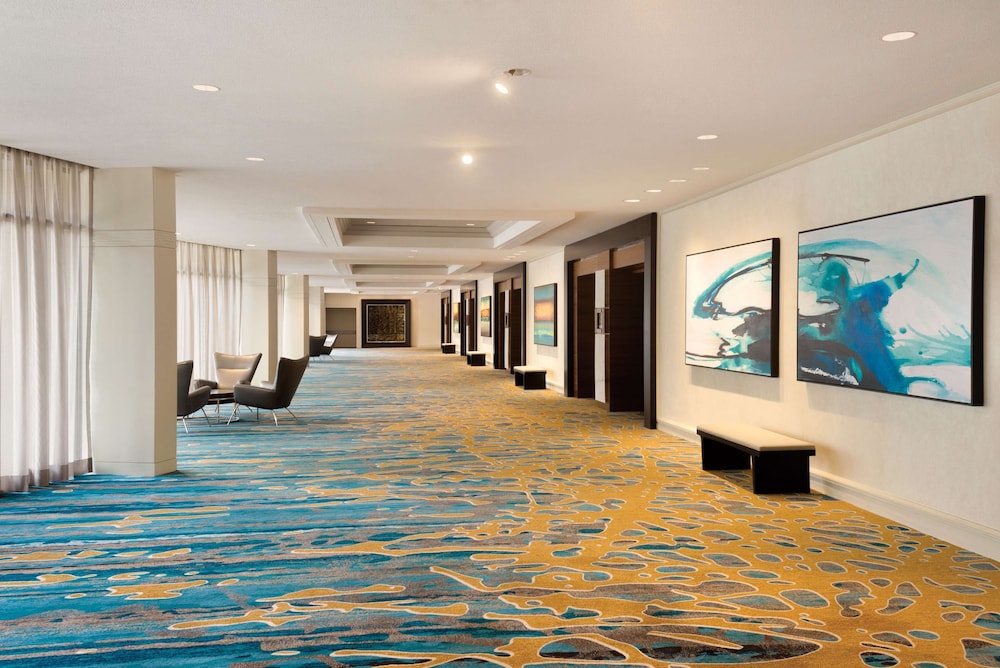 Hilton Miami Airport Blue Lagoon - photo 70
