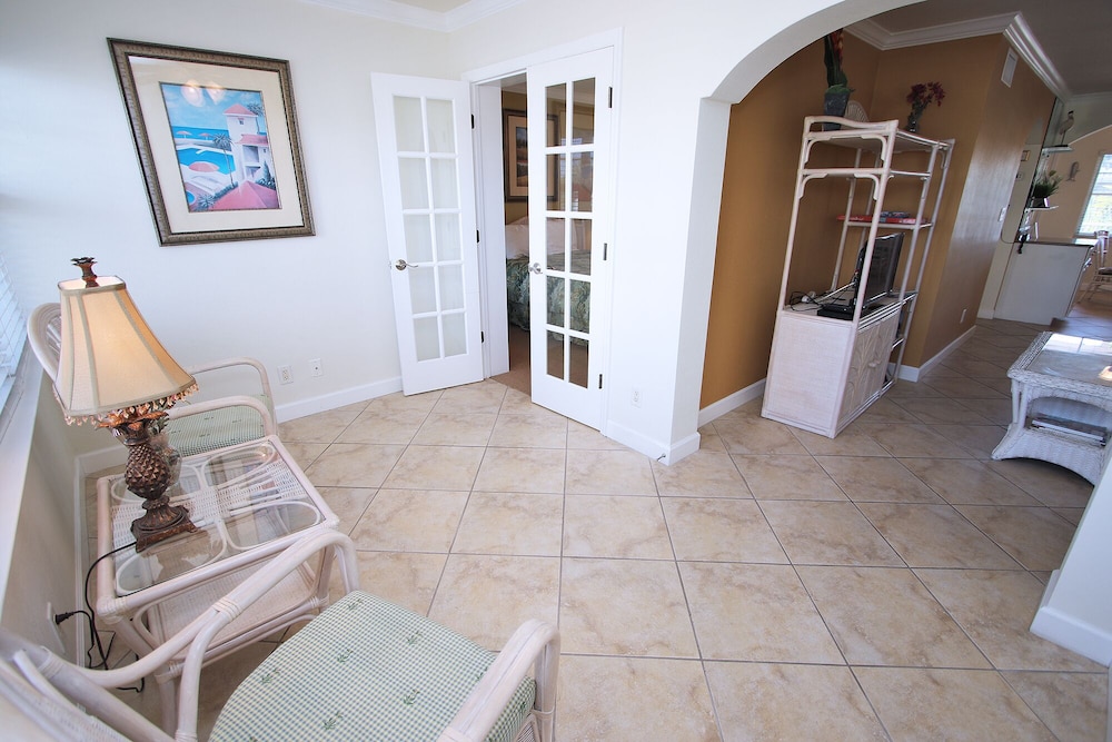 Barefoot Beach Resort 217e - photo 3