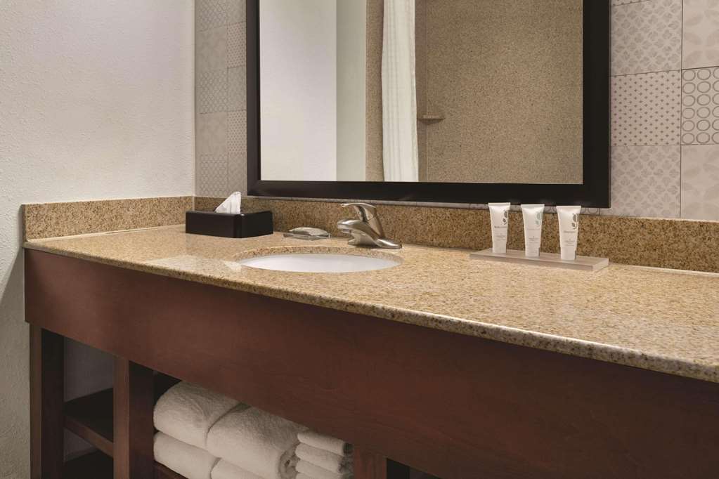 Garner Hotel Madison Huntsville Airport by IHG - photo 8