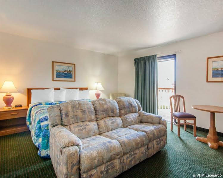 Coastal Inn by OYO Lincoln City Oregon Coast Hwy - photo 15