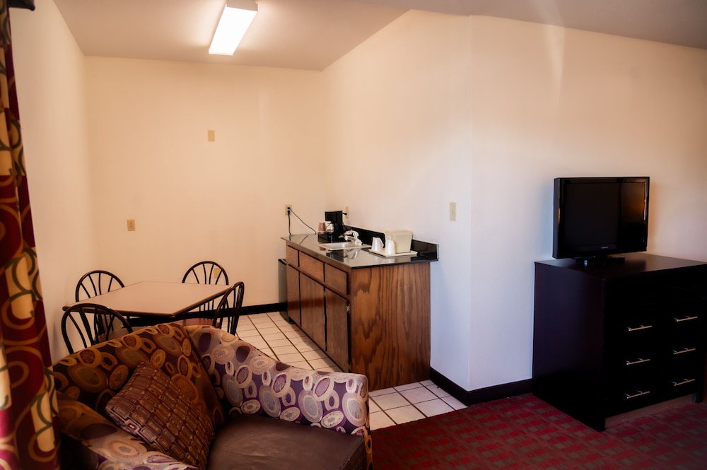 OK Welcome Home Hotel - photo 25