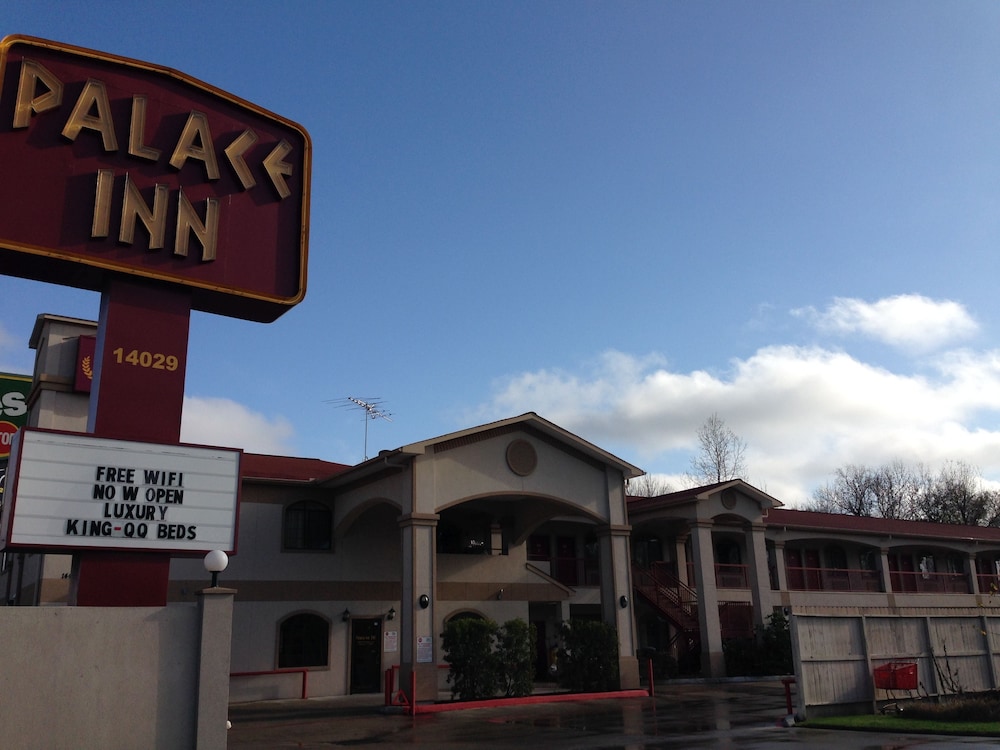 Palace Inn Fairbanks - featured photo