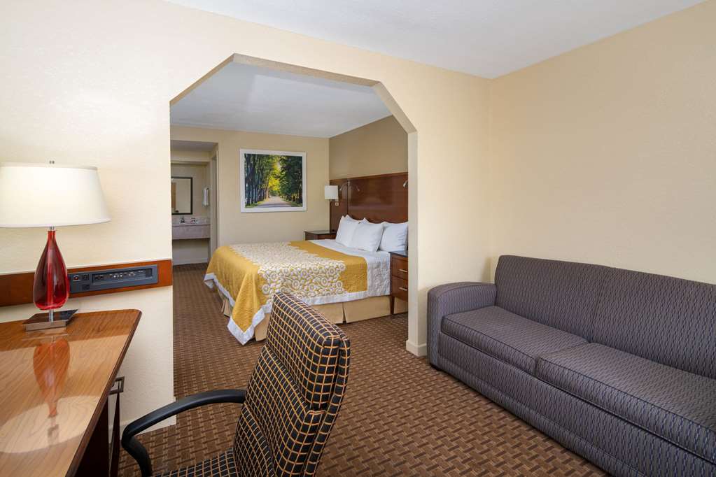 Days Inn by Wyndham Thomaston - photo 7