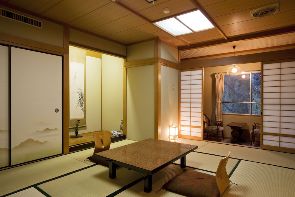 Hananosato Onsen Sansuikan — Takatsuki — photo 5