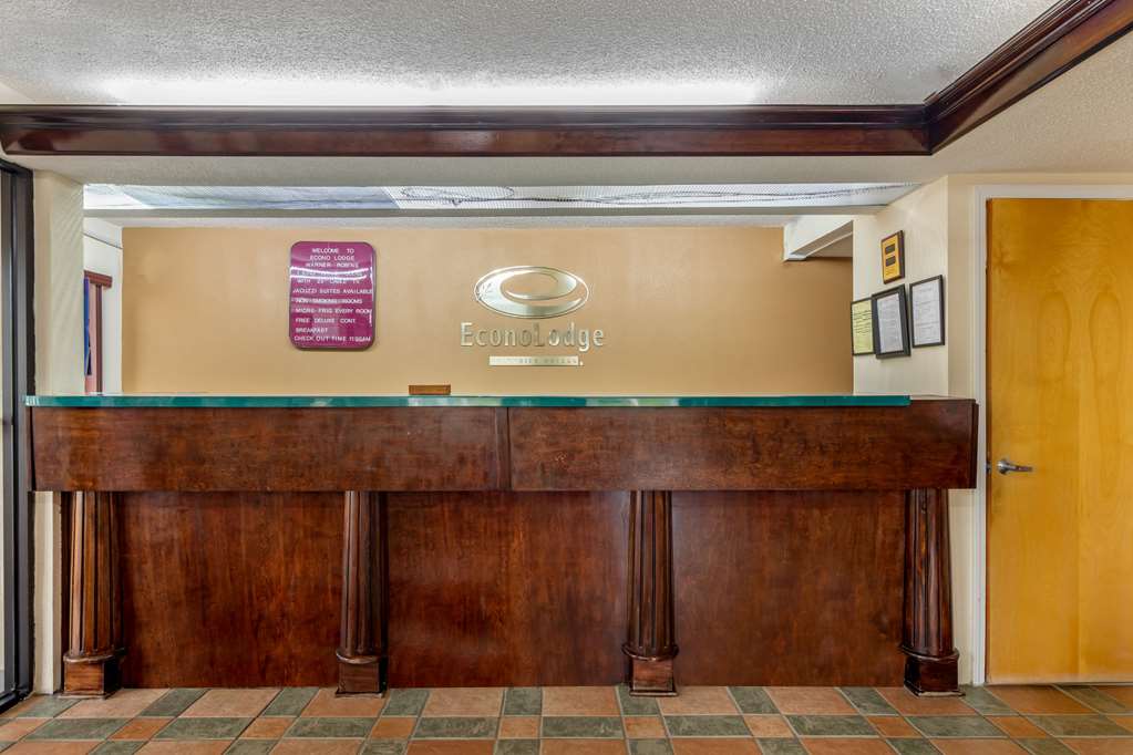 Econo Lodge Byron Warner Robins - photo 6
