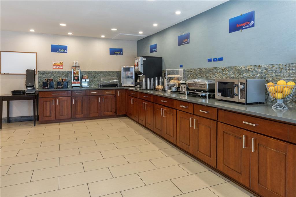 Best Western Long Beach Inn - photo 6