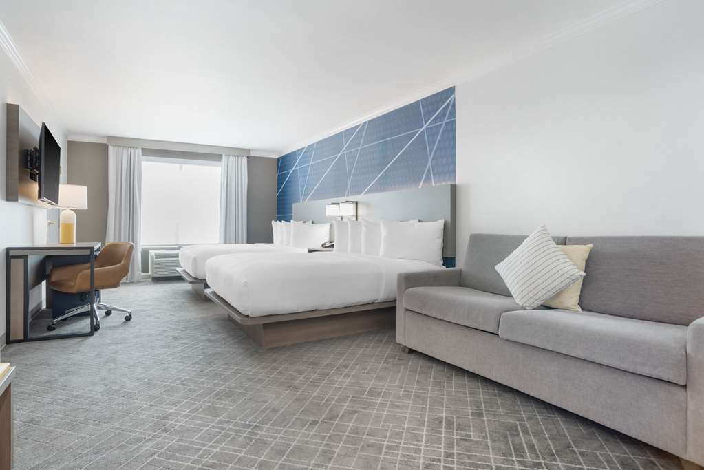 Comfort Inn & Suites New Orleans Airport North - photo 23