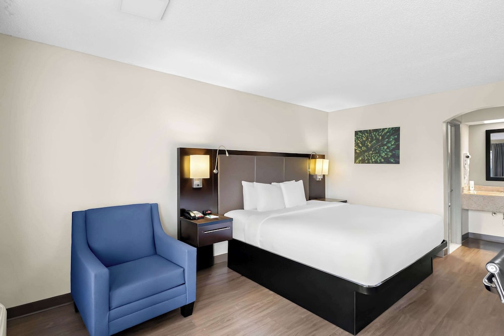 Quality Inn & Suites Monticello - photo 25