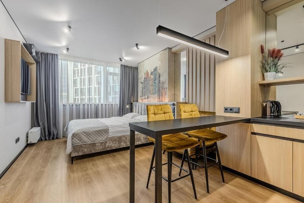 Manhattan High Line Apart — 4-Star Luxury Hotel in Kyiv, Ukraine