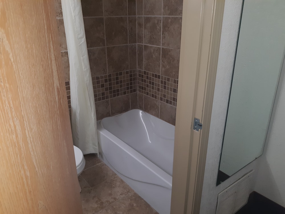 The Vegas Motel - photo 17
