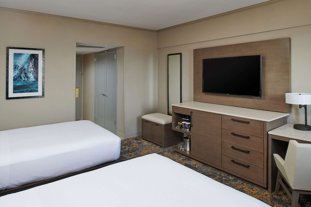 Hilton Anchorage - photo 4