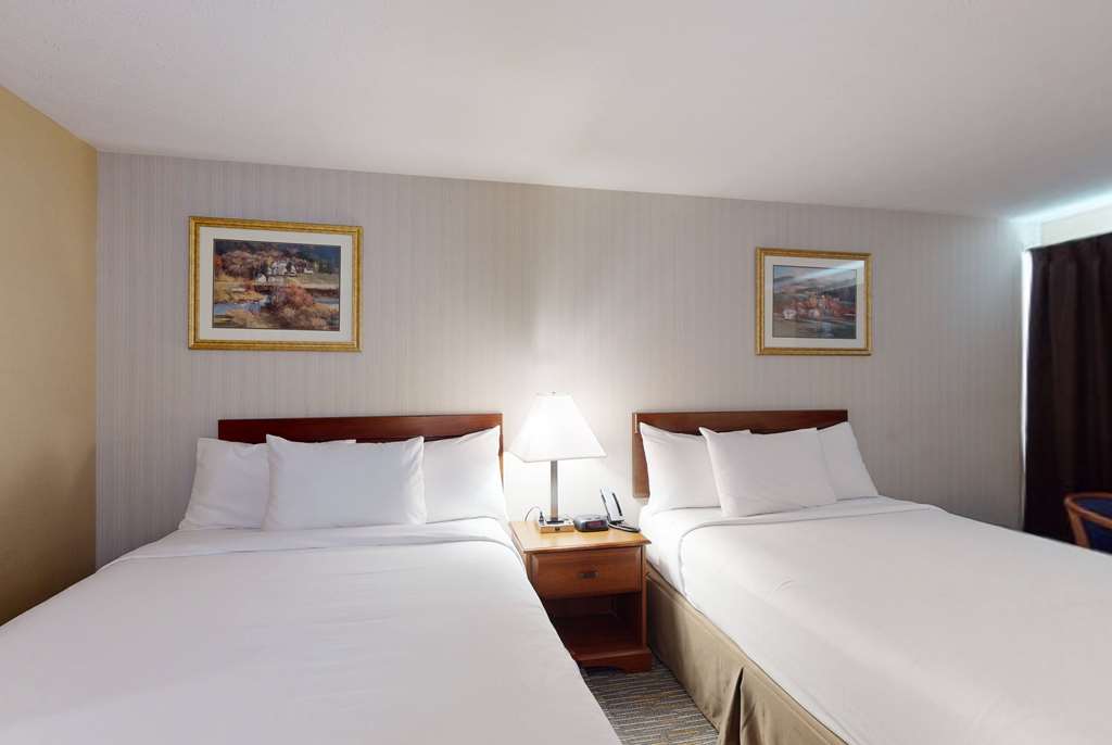 Ramada by Wyndham Strasburg Shenandoah Valley - photo 17