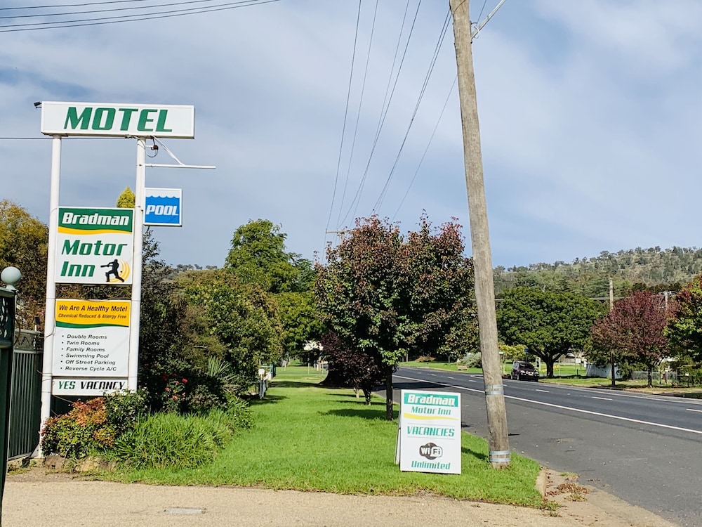 Bradman Motor Inn — Cootamundra — photo 2