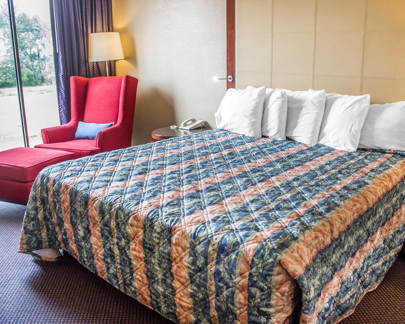 Days Inn Clearfield - photo 17