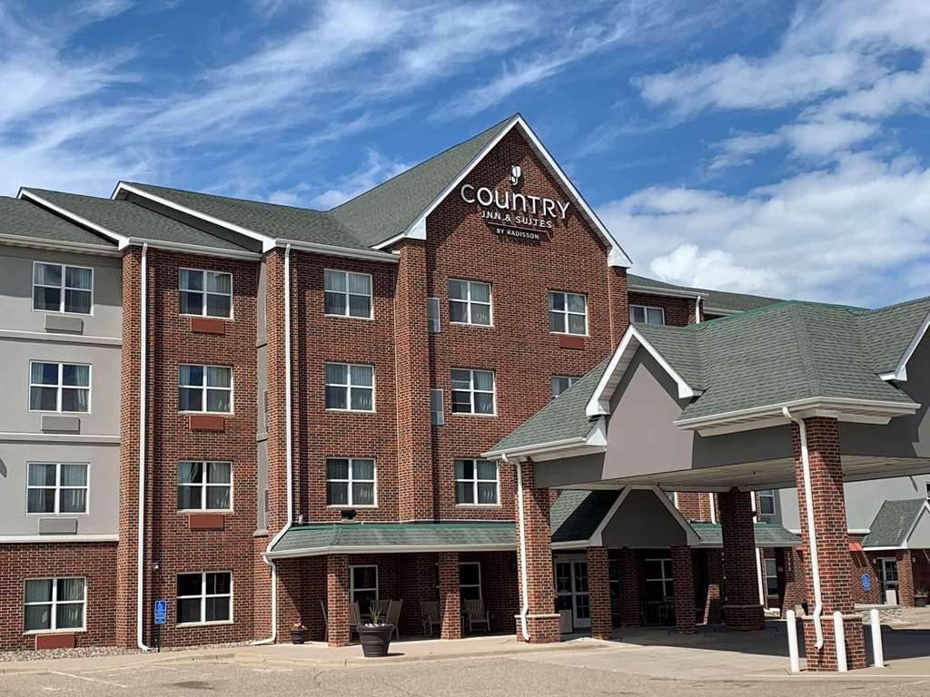 Country Inn & Suites by Radisson Shoreview MN - featured photo