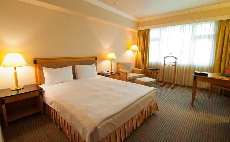 Carlton Hotel Chung Hwa — Hsinchu