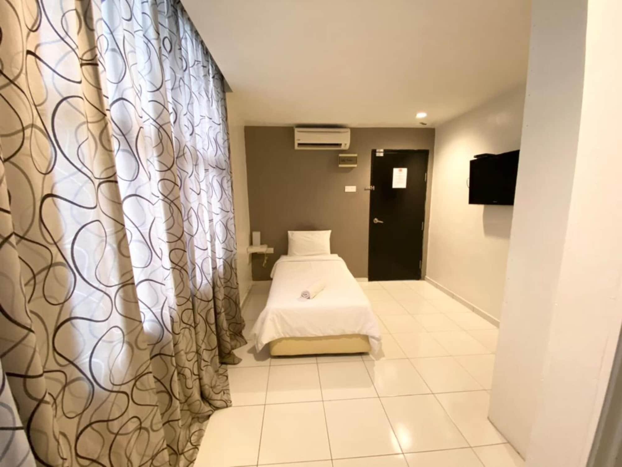 One One 08 Hotel Tapah - last minute hotel in Ipoh