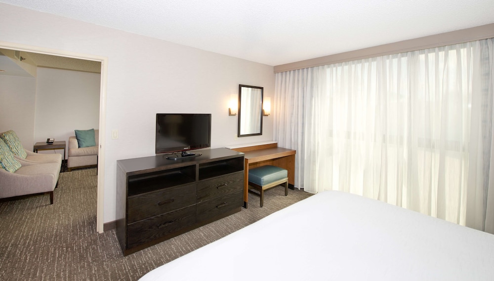 Embassy Suites by Hilton Seattle North Lynnwood - photo 15