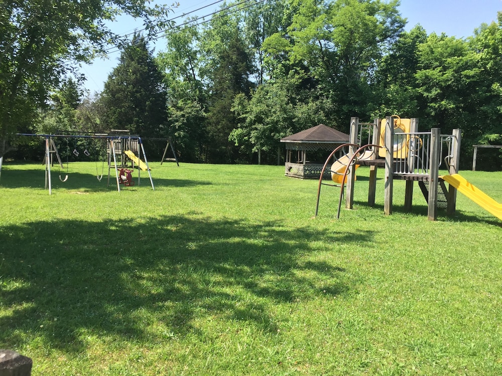 Daniel Boone Motor Inn - photo 14