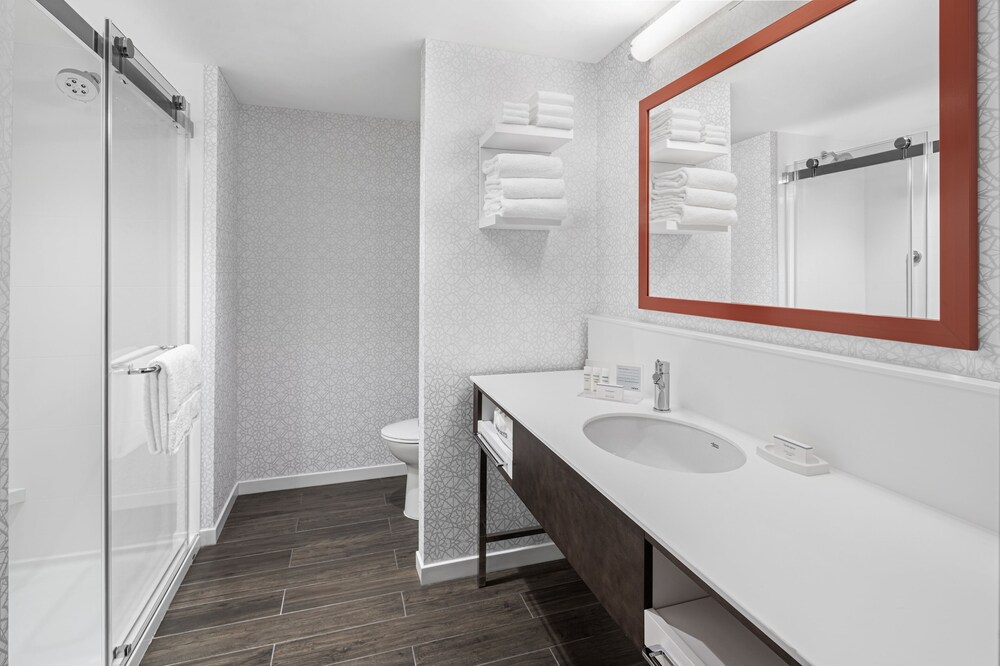 Hampton Inn Boston Woburn - photo 15