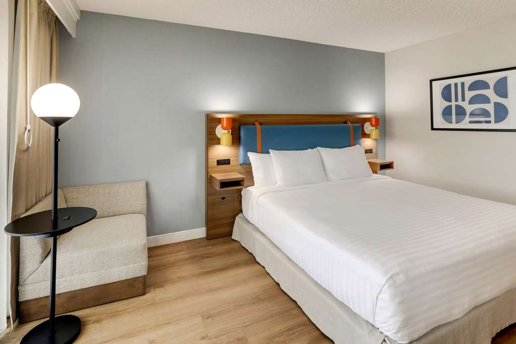 Sonesta Select Scottsdale at Mayo Clinic Campus - photo 38