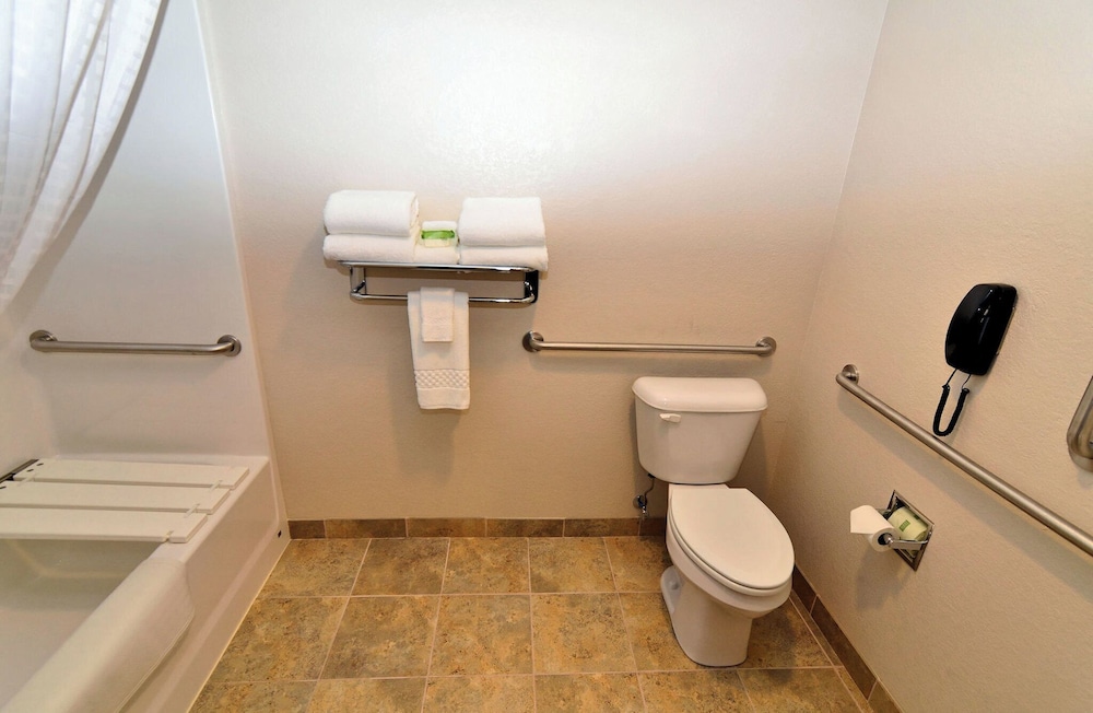 Cobblestone Inn & Suites Monticello - photo 39