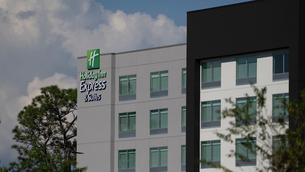 Holiday Inn Express & Suites Fort Walton Beach Eglin Area by IHG - photo 89