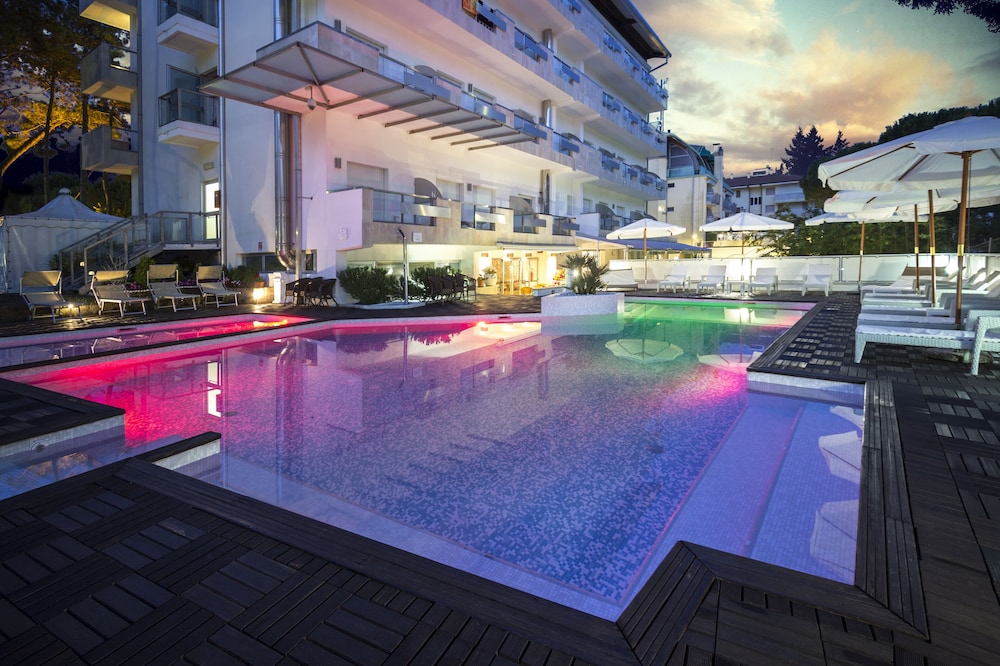 Hotel Rex — 4-Star Luxury Hotel in Lignano Sabbiadoro, Italy