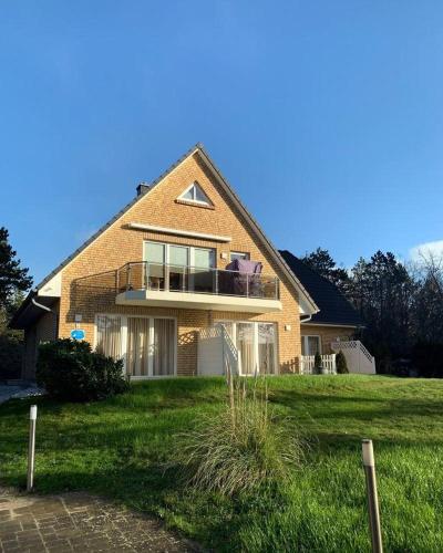 Haus Moeweninsel Whg 04 — 4-Star Luxury Hotel in Sankt Peter-Ording, Germany