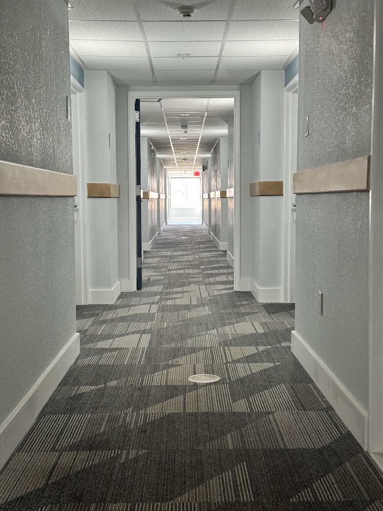 Motel 6 East Syracuse NY Airport - photo 7