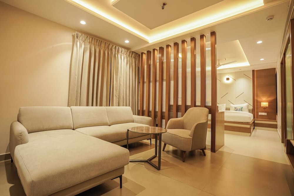 TreeHouse Kambers — 4-Star Luxury Hotel in Belgaum, India