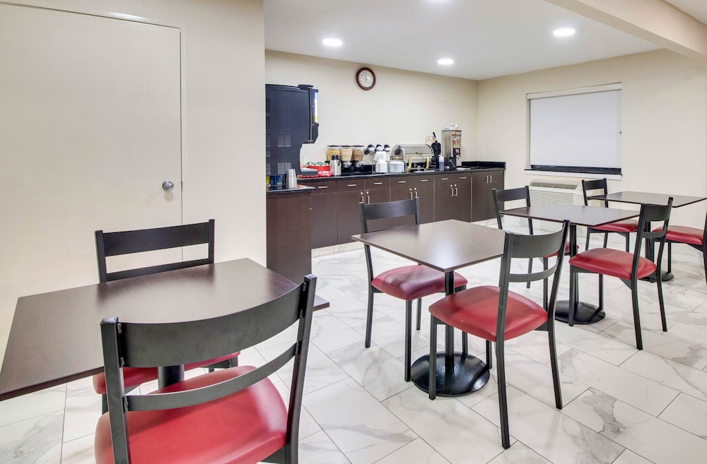 Red Roof Inn Franklin KY - photo 2