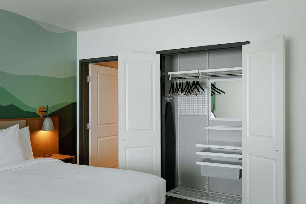 TownePlace Suites by Marriott Denver North Thornton - photo 9