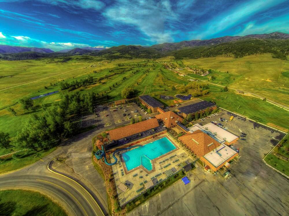 Fairmont Hot Springs Resort - photo 9