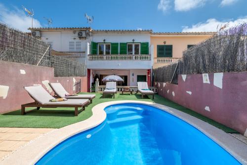 Villa Cala Pi Family — 4-Star Luxury Hotel in Llucmajor, Spain