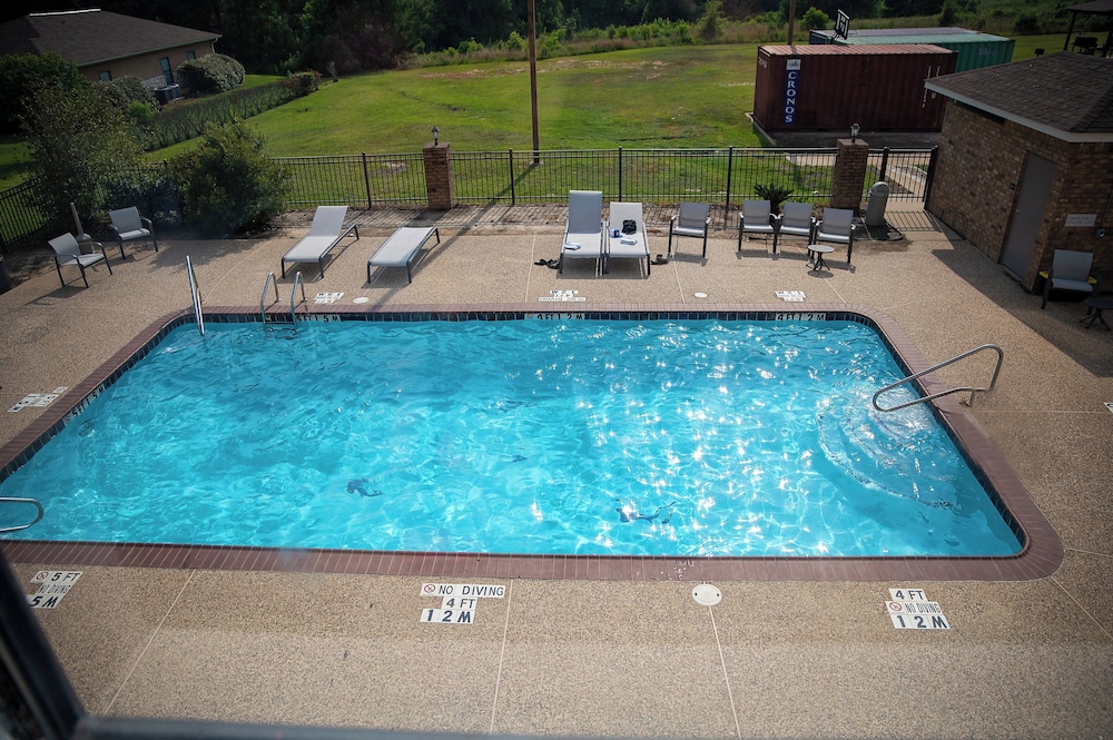 Holiday Inn Express & Suites Center by IHG - photo 35