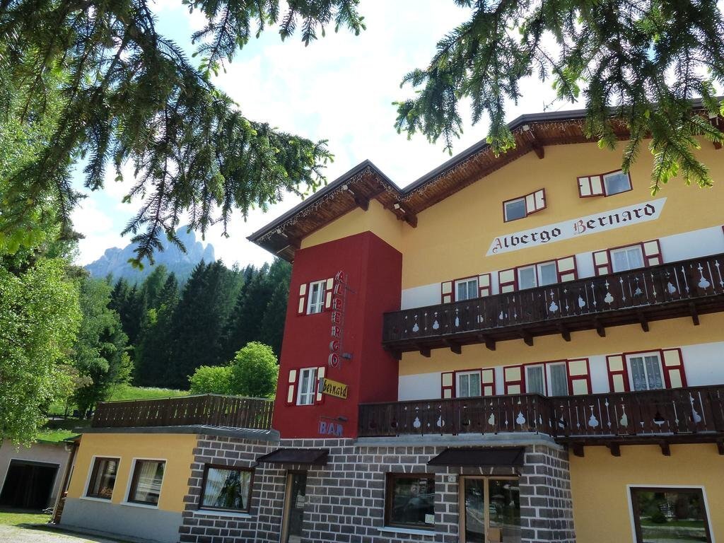 Garnì Bernard Pozza di Fassa in Pozza Di Fassa, Italy