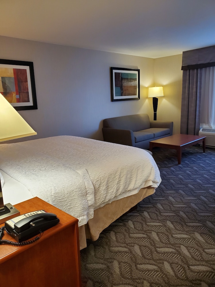 Hampton Inn & Suites Craig - photo 4